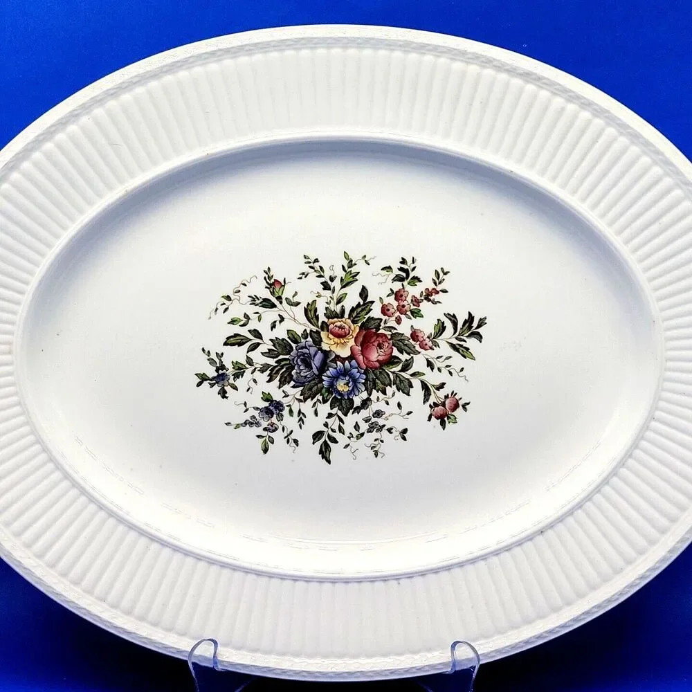 Wedgwood EDME  Conway Oval Platter 15 3/4